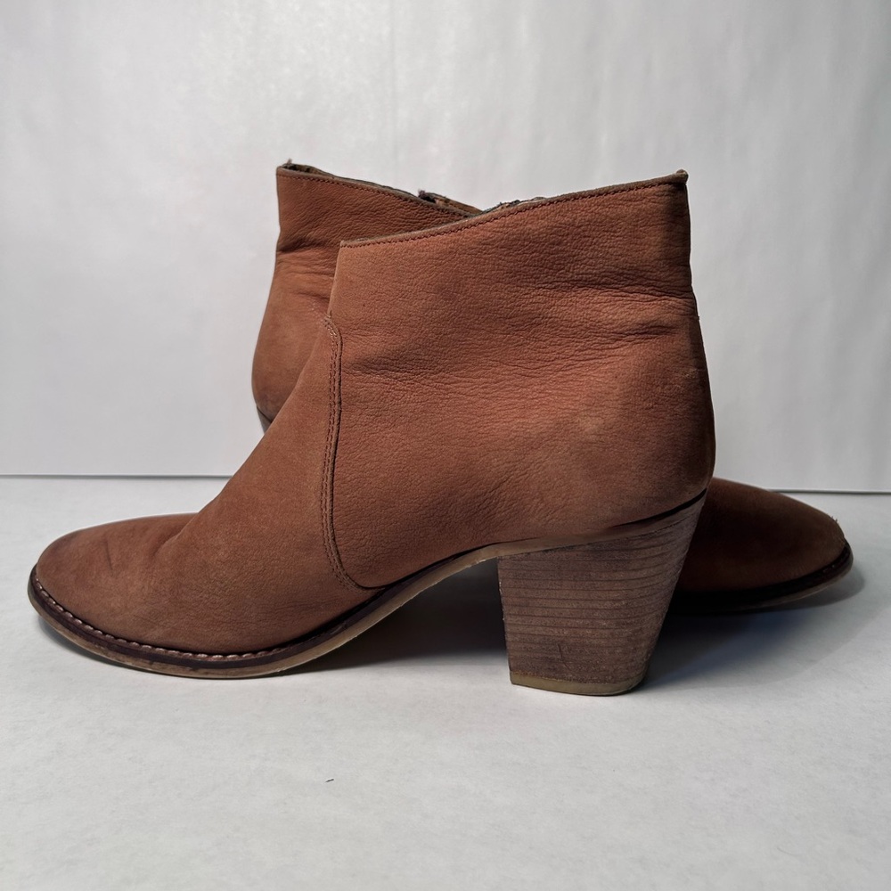 Urban Outfitters leather ankle booties size 8 western rodeo festival